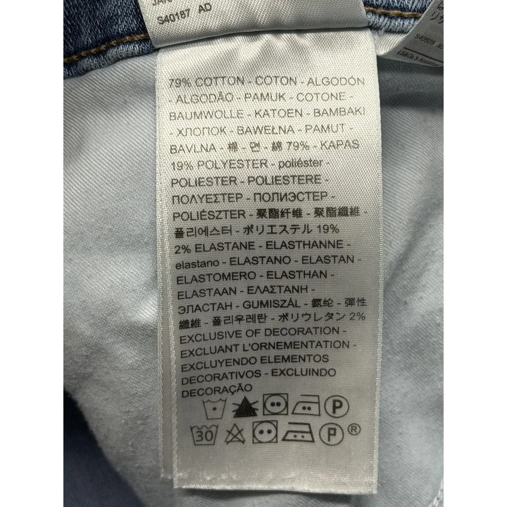 Levi's 311 Jeans‎ Womens Measured 35x23 Light Wash Shaping Skinny Capri